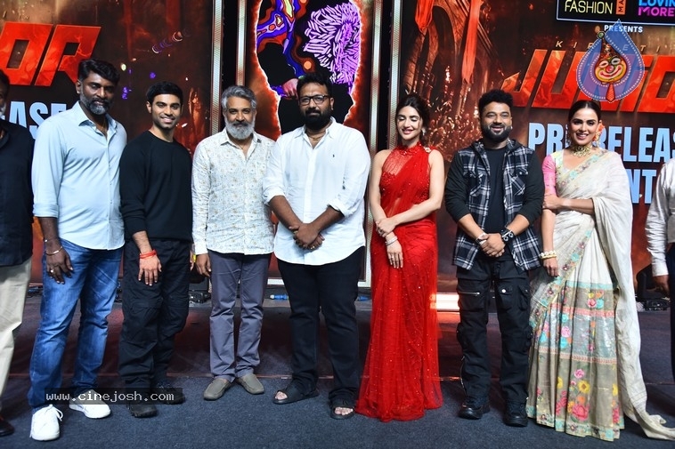 Junior Pre Release Event - 6 / 42 photos