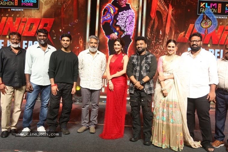 Junior Pre Release Event - 25 / 42 photos