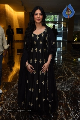 Shruti Haasan Photos - 12 of 21