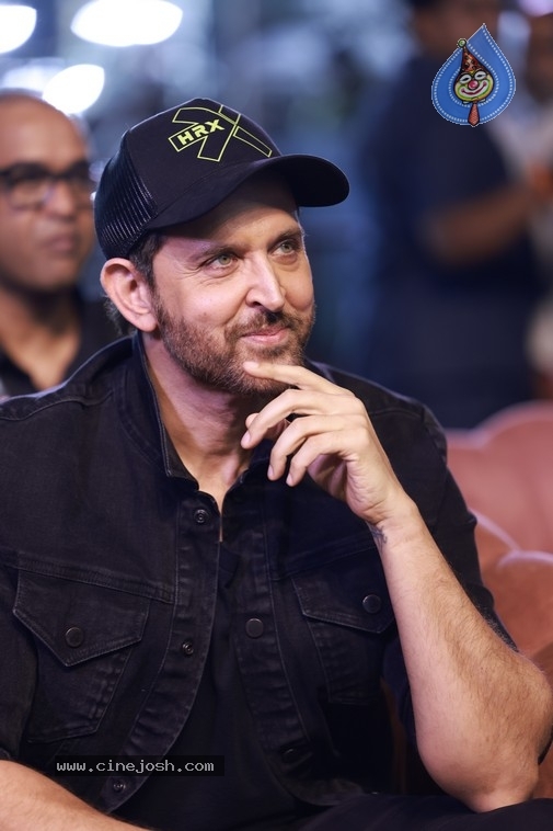 War2 Pre Release Event - 13 / 53 photos