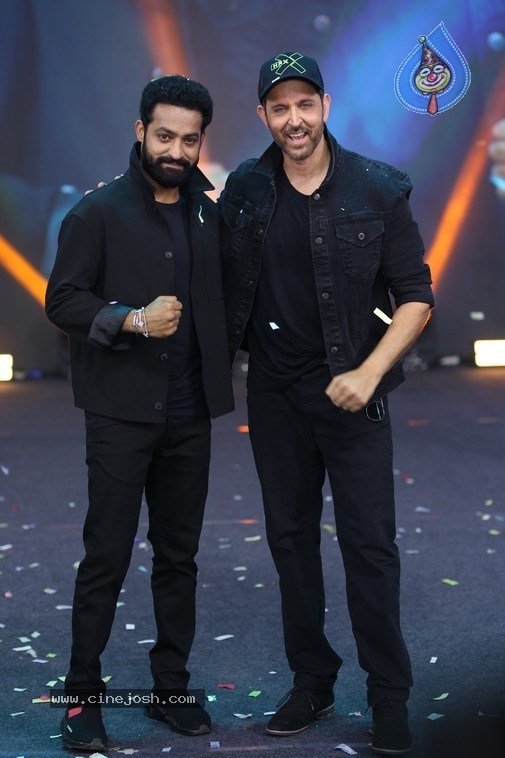 War2 Pre Release Event - 34 / 53 photos