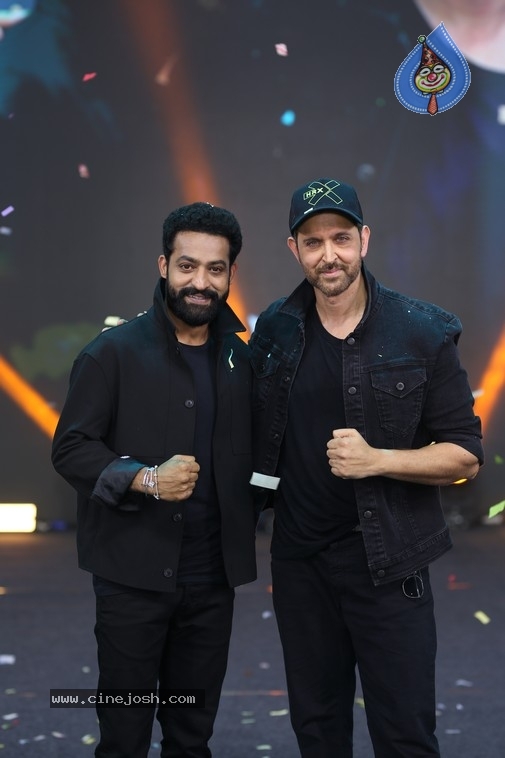 War2 Pre Release Event - 38 / 53 photos