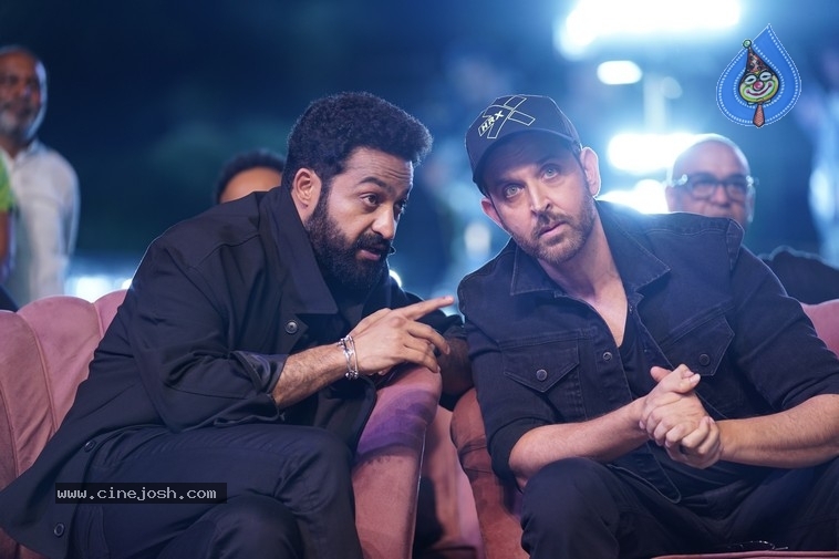 War2 Pre Release Event - 41 / 53 photos