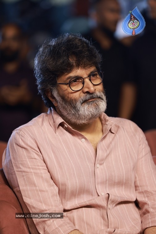 War2 Pre Release Event - 47 / 53 photos