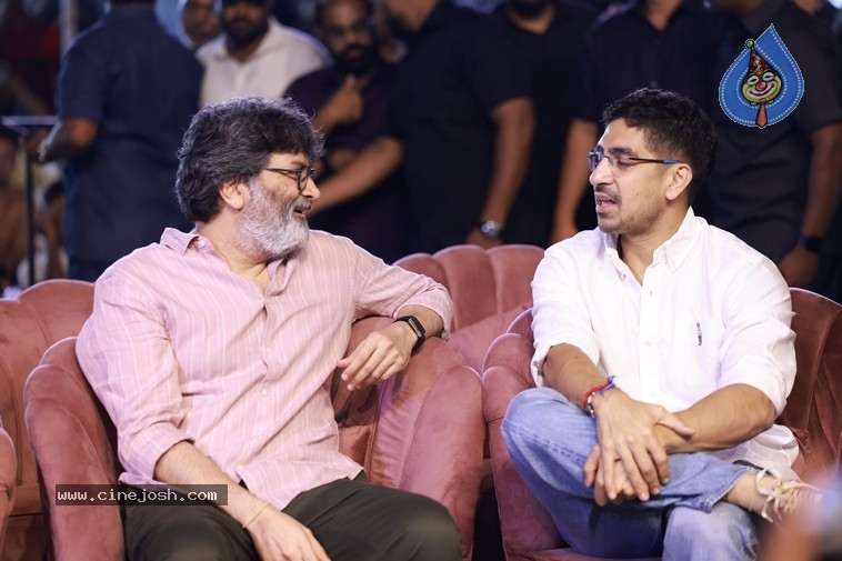 War2 Pre Release Event - 51 / 53 photos