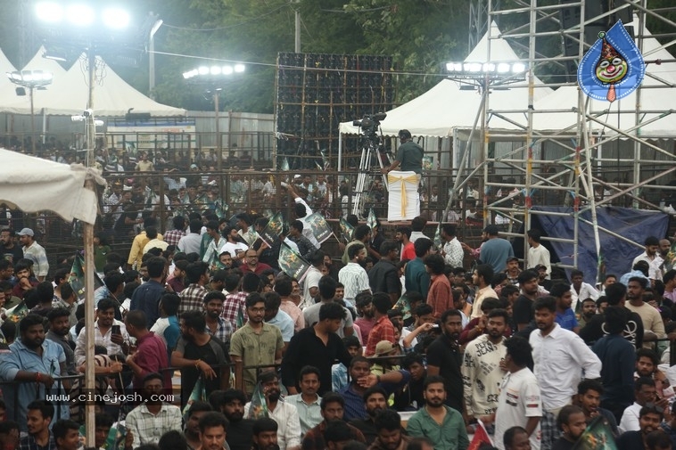 War 2 Pre Release Event 1 - 2 / 19 photos