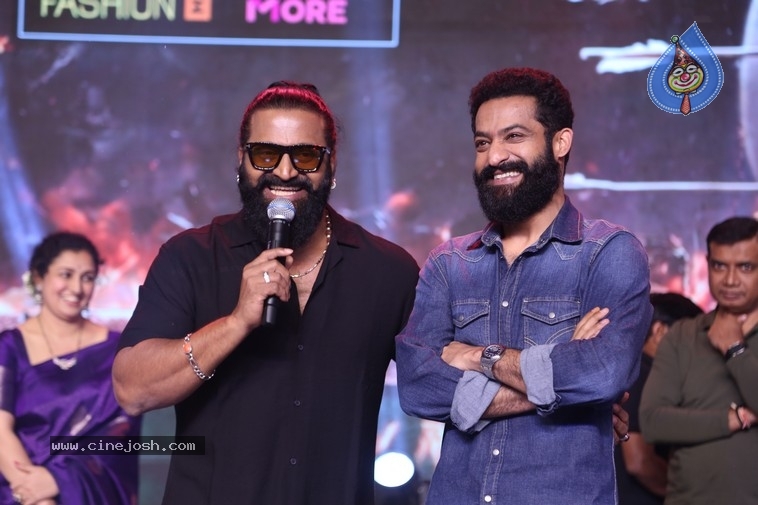 Kantara 1 Pre Release Event - 3 / 21 photos