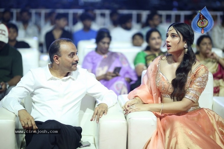 Mirai Pre Release Event - 30 / 35 photos