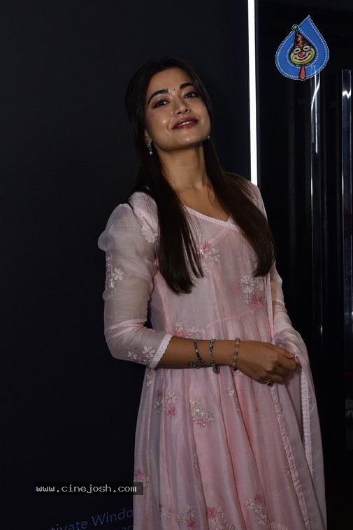 Rashmika Mandanna Photos - 1 / 17 photos