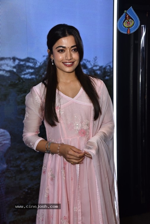 Rashmika Mandanna Photos - 10 / 17 photos