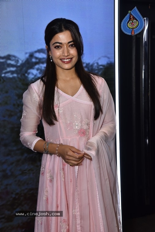Rashmika Mandanna Photos - 16 / 17 photos