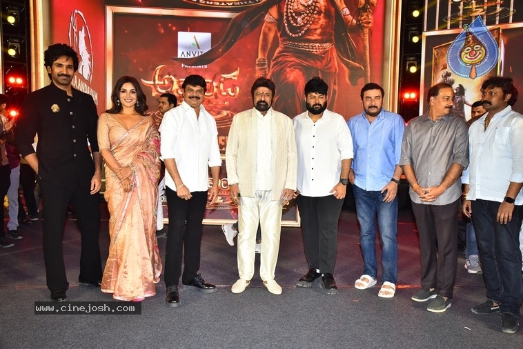 Akhanda 2 Pre Release Event - 19 / 33 photos