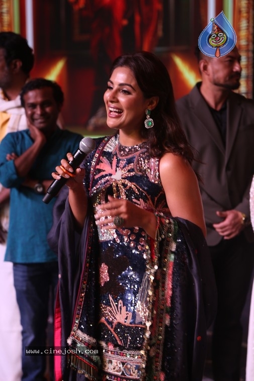 Akhanda 2 Trailer Launch - 9 / 38 photos