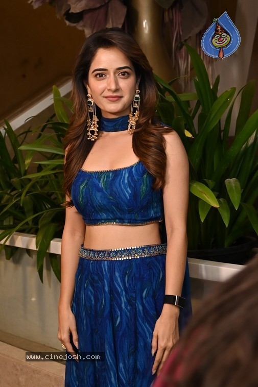Ashika Ranganath Photos - 1 / 20 photos
