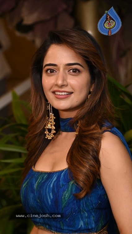 Ashika Ranganath Photos - 14 / 20 photos