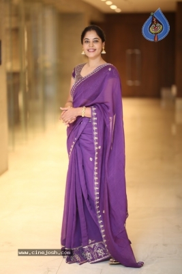 Bindu Madhavi Photos - 9 of 16