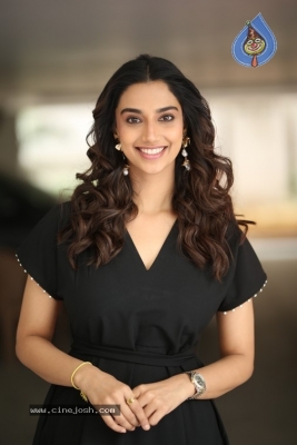 Meenakshi Chaudhary Photos - 6 of 20