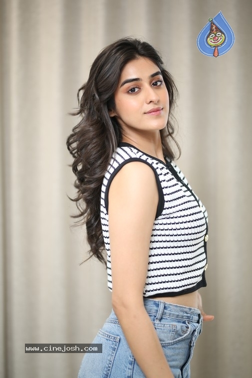 Sakshi Vyde Photos - 10 / 21 photos