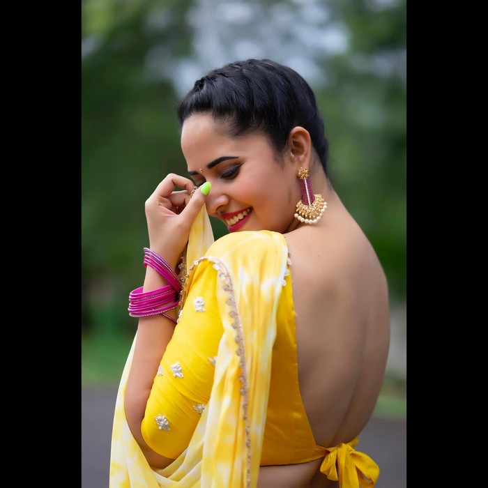 anasuya bharadwaj,anasuya bharadwaj latest pics,anasuya bharadwaj photo shoot,anasuya bharadwaj jabardasth shoot,anchor anasuya bharadwaj